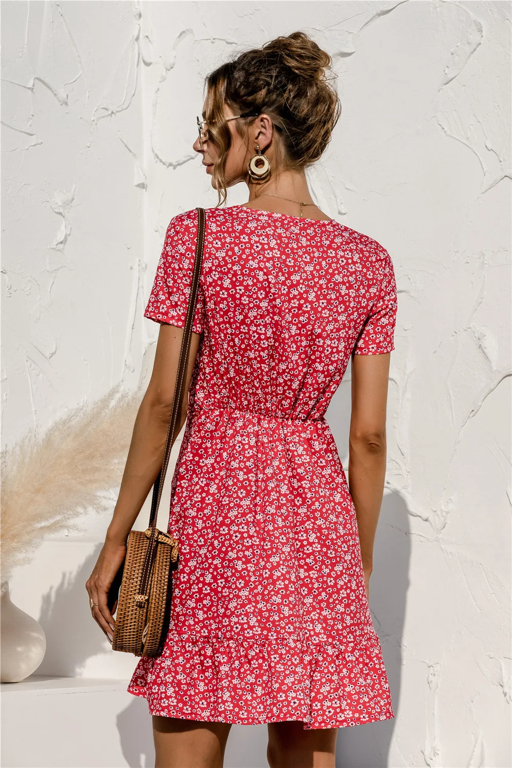

2021 Boho V Neck Summer Dress Floral Print Vintage Mini Dress Sweet Beach Ruffle Hem Patchwork Cake Dresses Vestido De Mujer