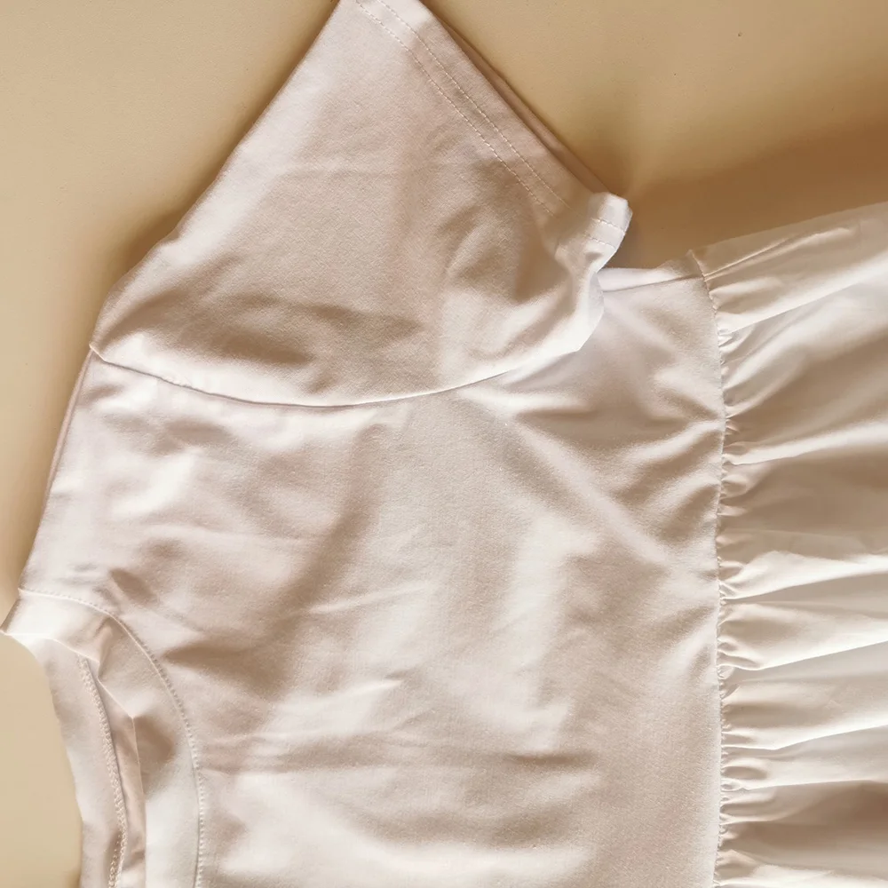 

Bellaza Summer 2 Colors Pure White Black T-Shirt Women Simple Cutting Leisure Loose Oversize Tees Tops Korea Japan Shirts Kemeja