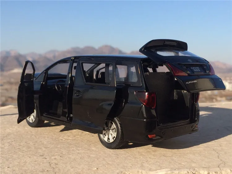 Высокая симитация 1:32 Toyota Alphard MPV модель из сплава Модель автомобиля 4 открыть дверь со звуком светильник детские игрушки