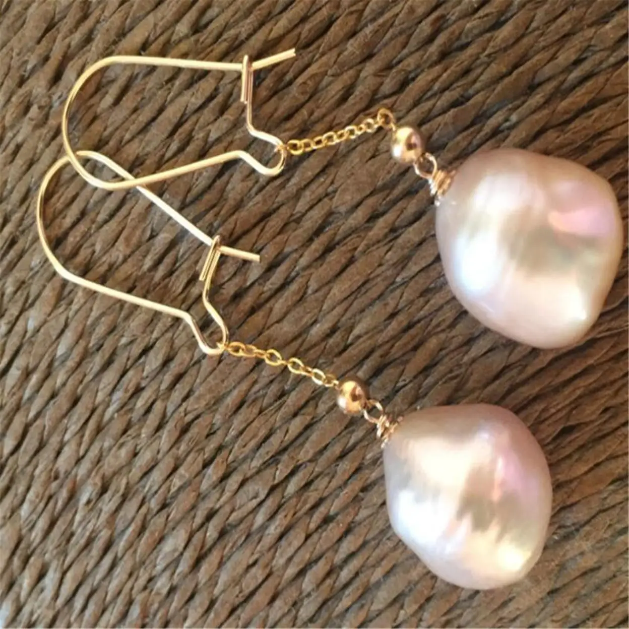 Серьги-подвески женские розовые из 18-каратного золота 12-13 мм | Украшения и