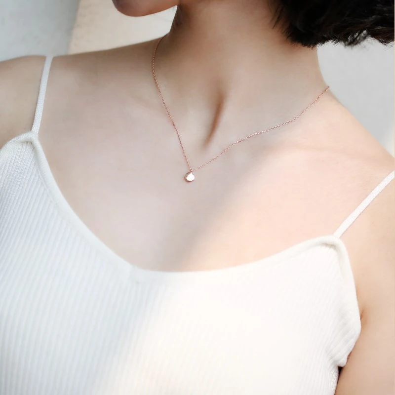 

ZEMO Lucky Letter Round Pendant Necklace 925 Sterling Silver For Women Girls 2 Colors Clavicle Chain Necklaces Simple Jewellery