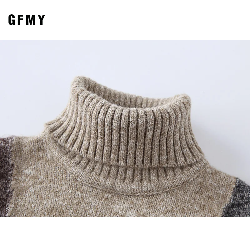 Теплый шерстяной свитер GFMY для мальчиков трехцветный с высоким воротником и