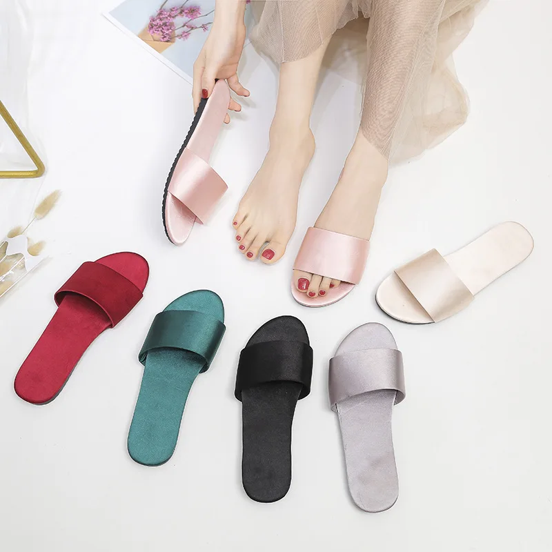 

2021 Women Fashion Slippers Indoor Home Barthroom Non-slip Slippers Summer Flats Shoes Female Outdoor Sandals Ladies Slides