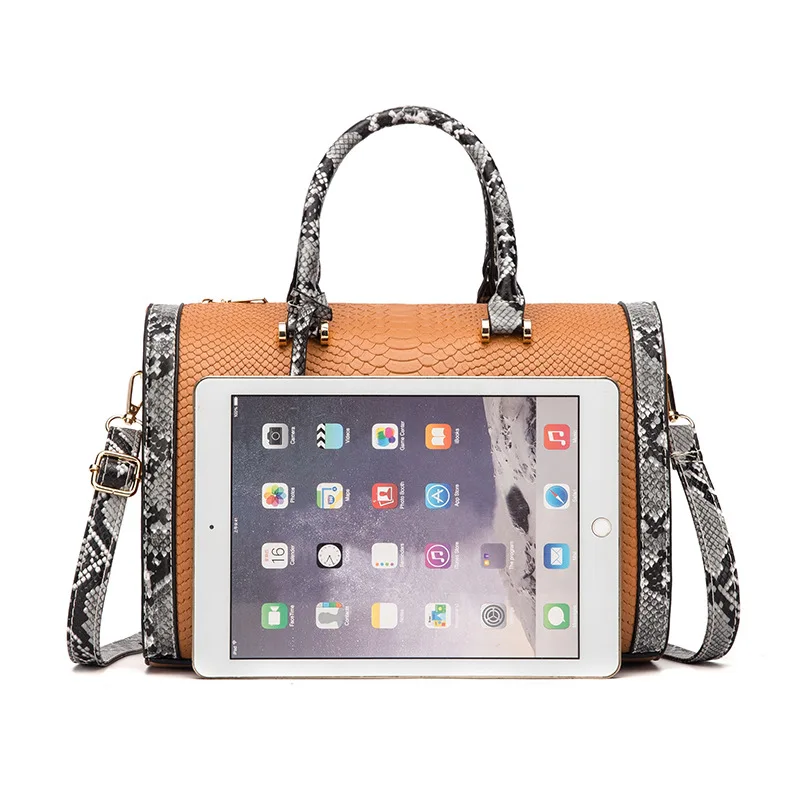

European And American High-end Snake Print Stray Bag Woman Bag Luxury Vintage Square Bag Ladies Fashion Commuter Shoulder Bag