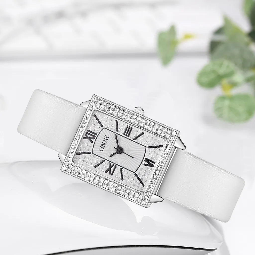 

Women fashion watches 2021 fine and exquisite LINJIE Sleek Minimalist Geometric Square Gradient Matte Ladies Quartz Watch