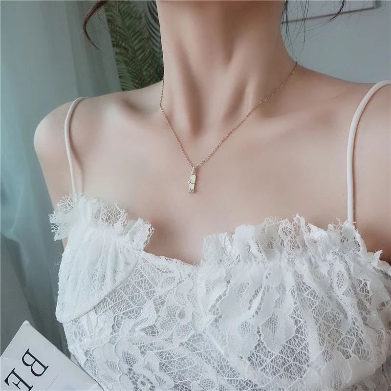 

Bamboo Shaped Vertical Stick Pendant Necklace for Women Innovative Titanium Steel Gold Necklaces Personalized Gifts