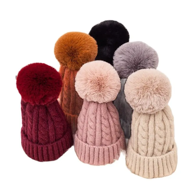 Плотная теплая шапка с помпоном розовые Меховые помпоны вязаные шапочки женская