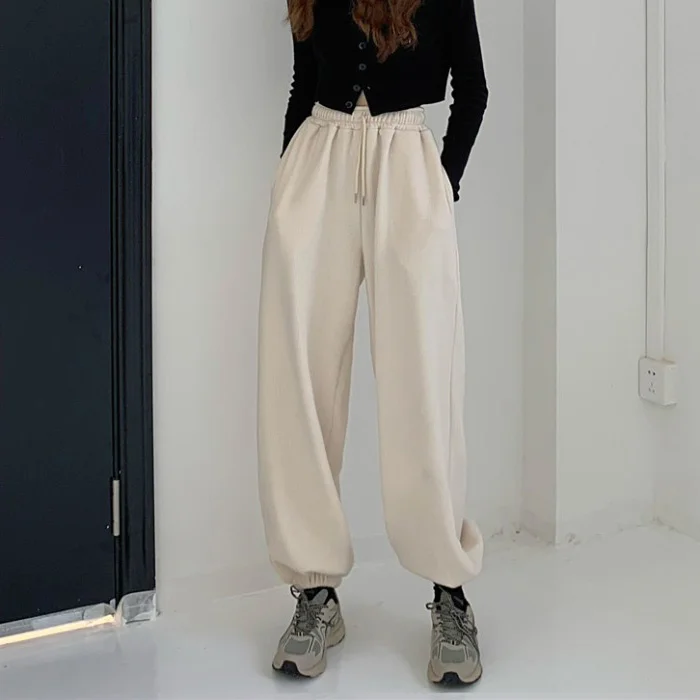 

Pants & Capris