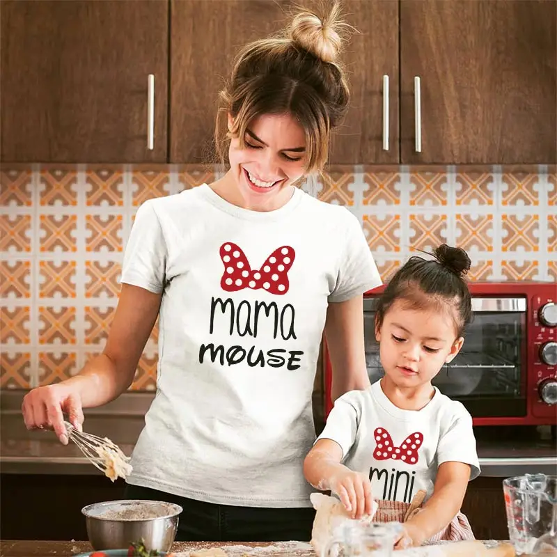 Футболки для семьи модная одежда мамы и меня маленьких девочек Модная хлопковая