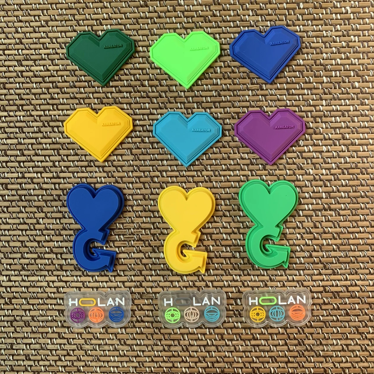 

Mixed 12Pcs Per Pack Soft Cloth Labels Various Letter Embroidery Hand Made Collar For Diy Knitted Printed Cotton Woven Sew Tags