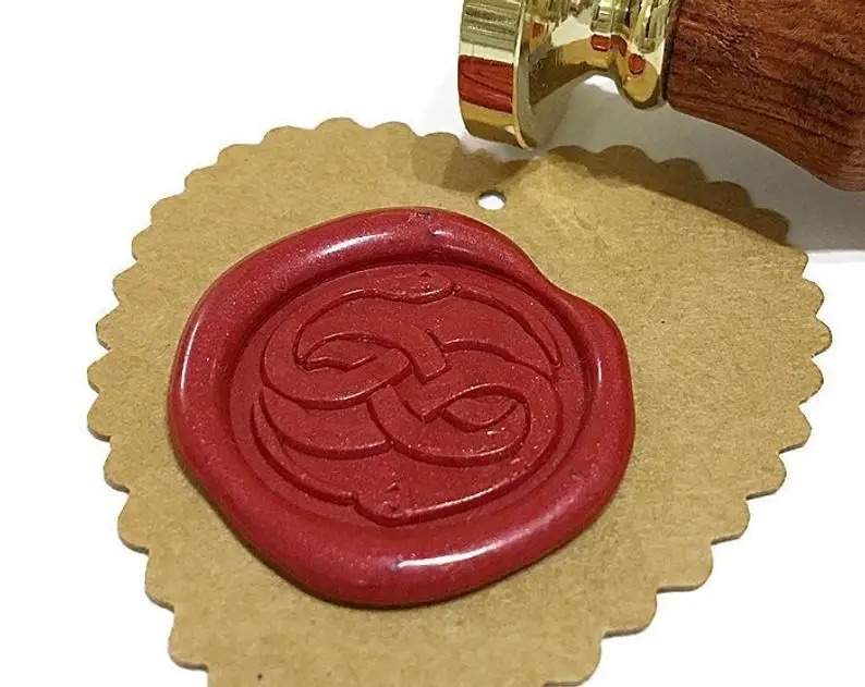 Аурин Бесконечная история Уроборос бесконечная змея Руна восковая печать штамп