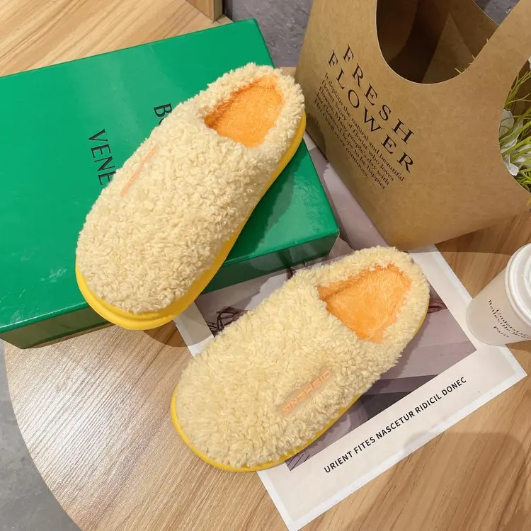 Autumn and Winter  Ladies Cotton Slippers Simple and Comfortable Cotton Slippers Women Flat Slippers Women Furry Slippers Women