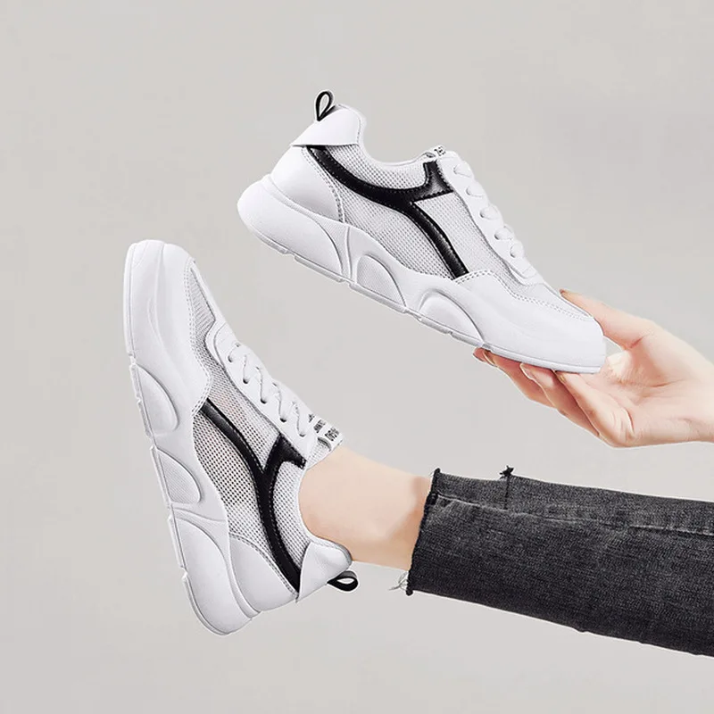 Женские кроссовки с низким вырезом Белые Повседневные на платформе шнуровке