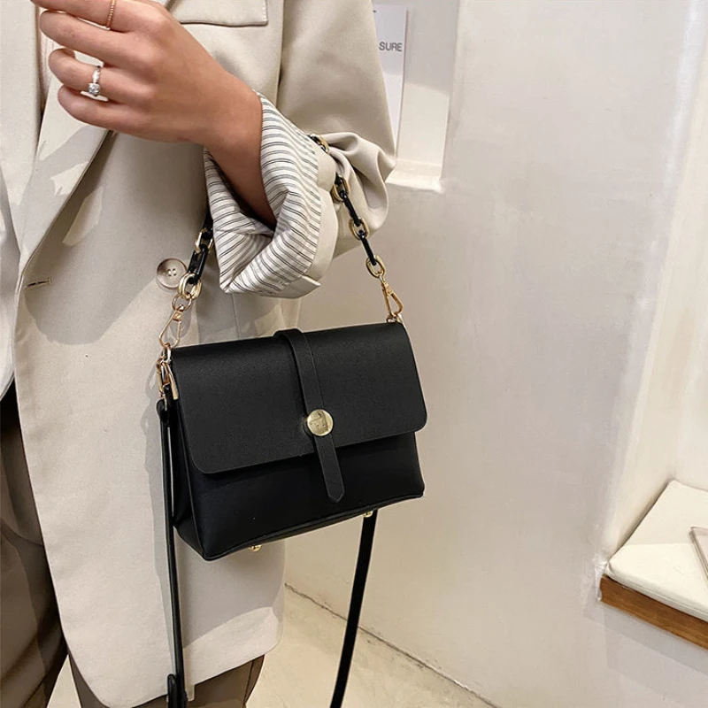 Женская сумка через плечо однотонная женская элегантная подходящая ко всему