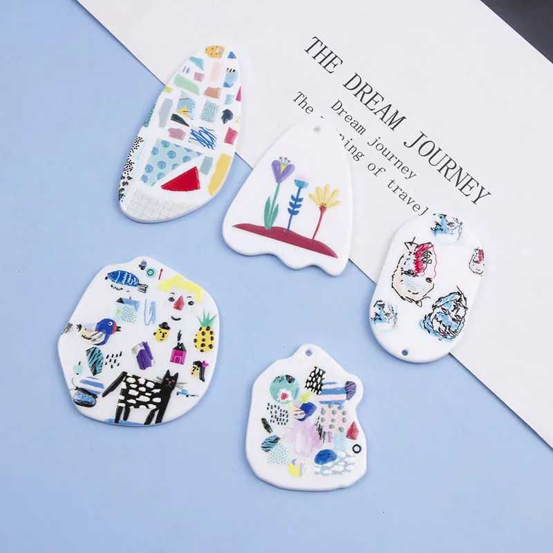 

Summer 30pcs/lot Relief effect Graffiti pattern print geometry irregular shape acrylic beads diy jewelry pendant accessory