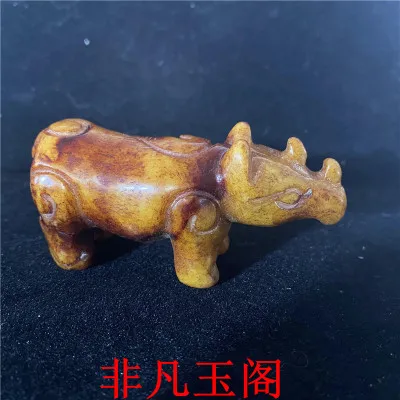 

Изысканные резные ручки носорогов