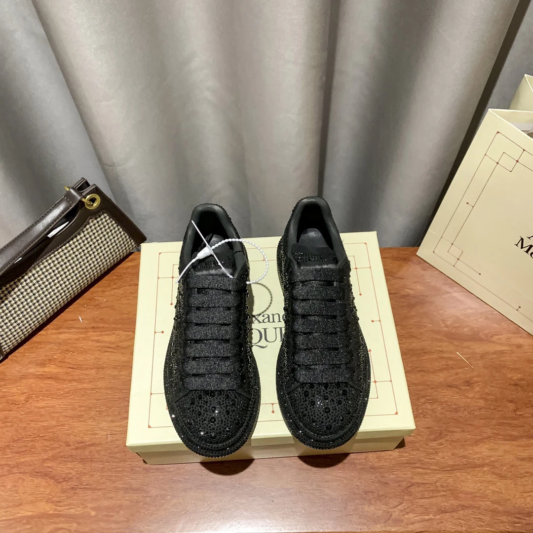 

2021 Summer Fashion MQ Women's Casual Shoes Cross Straps Full Diamond Ladies Flat Shoes White Shoes Summer Shoes For Women