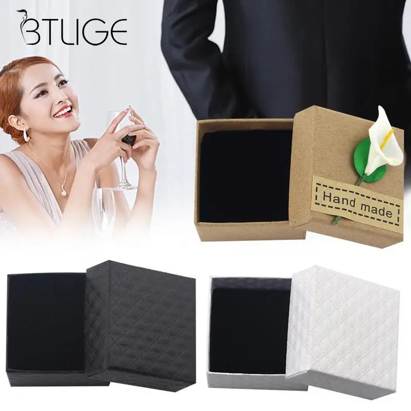 

High Quality Square Jewelry Box Delicate Color Ring Earring Necklace Jewelry Gift Box