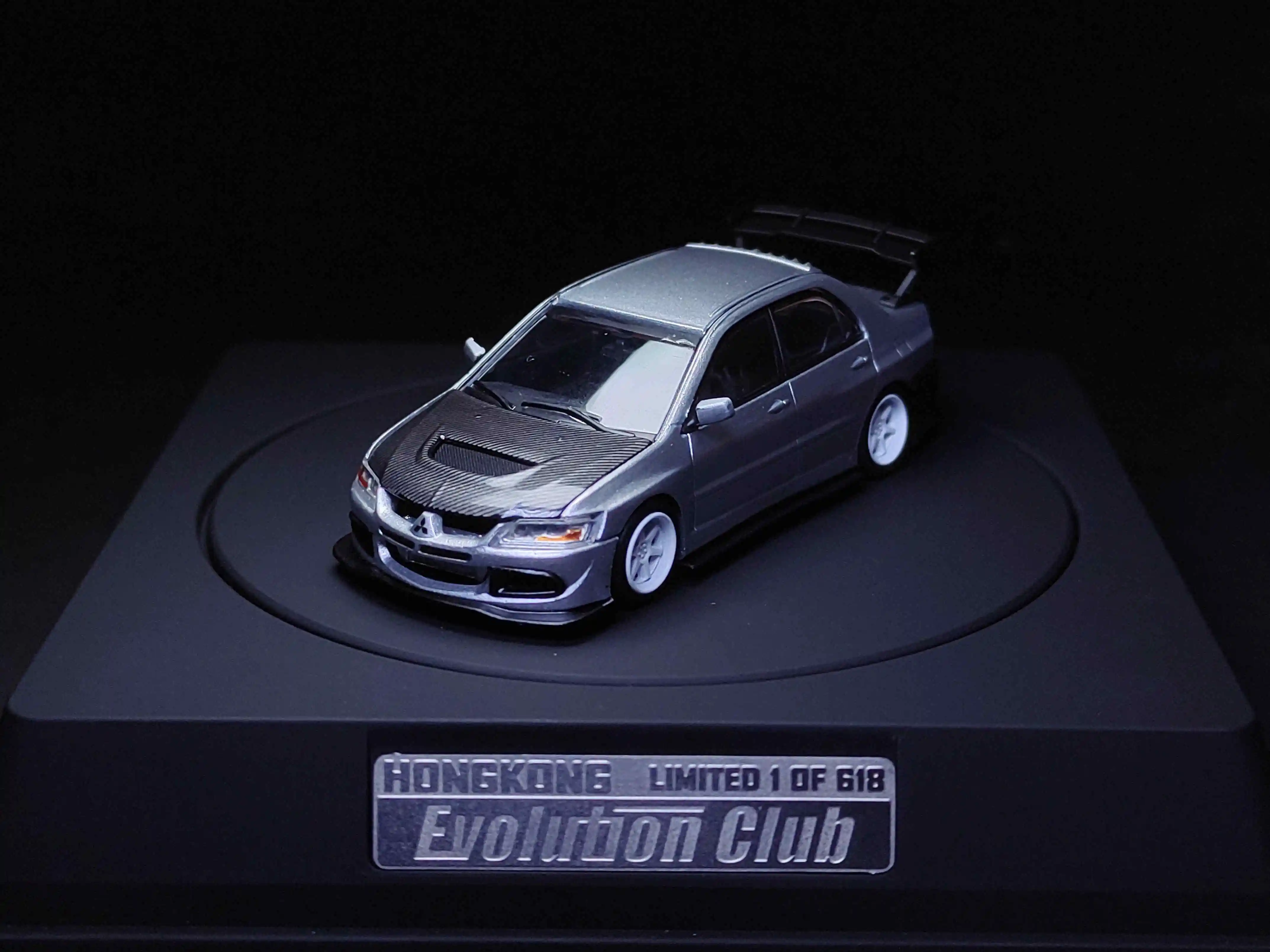 

Коллекция лимитированных моделей HeyToys Peako YES 1/64 Mitsubishi eovolfeelevo HongKong, ограниченный выпуск