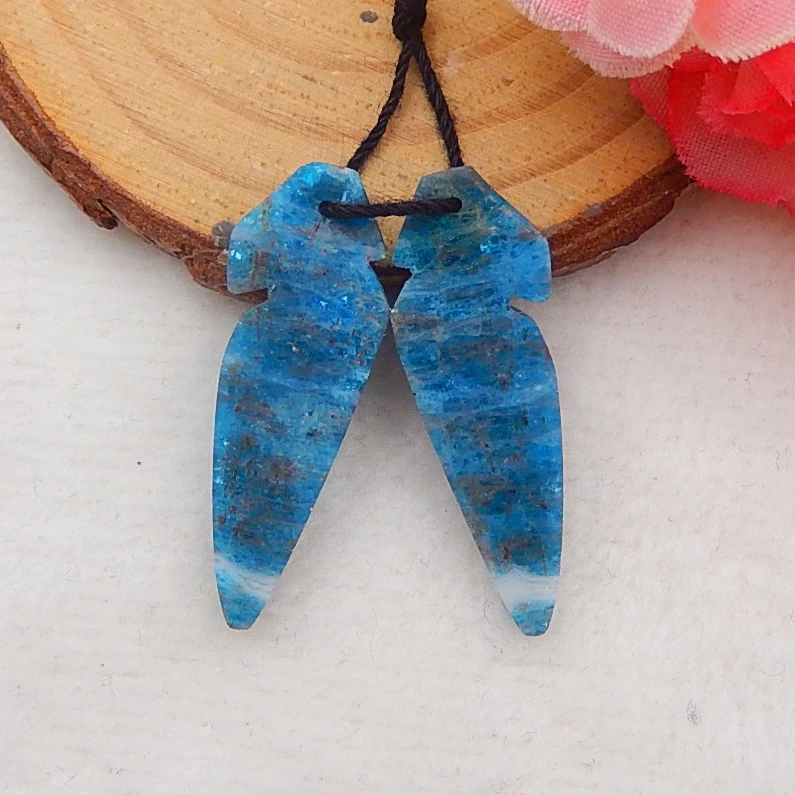 Semi-precious Stones Jewelry accessories Natural Blue Apatite Crystal Carved Feather Earring Beads 33x11x4mm 4.8g | Украшения и
