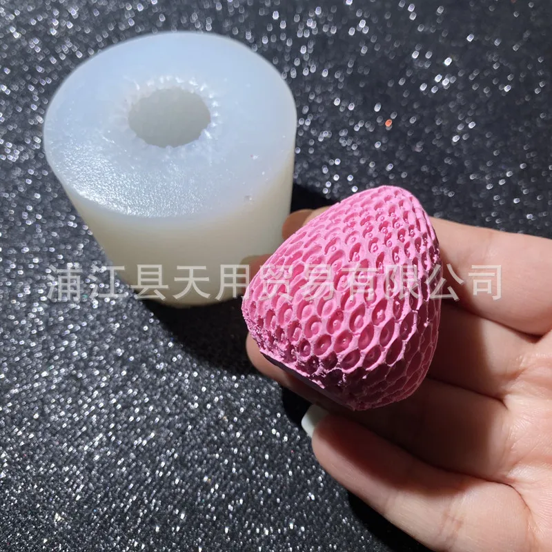 

Силиконовые формы для выпечки 3D Клубника 15-834