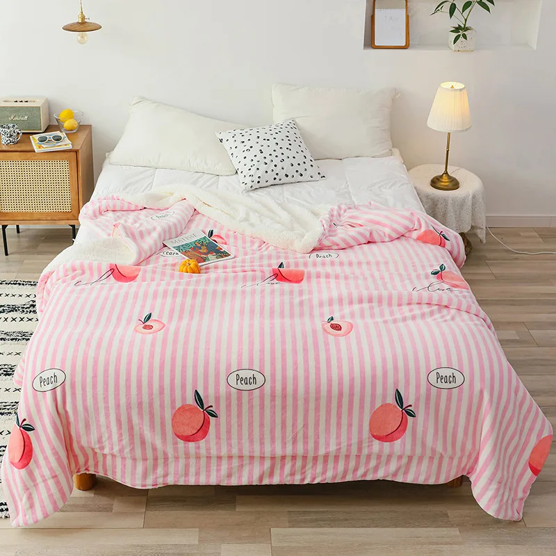 Коралловое флисовое утолщенное одеяло супермягкое теплое Фланелевое