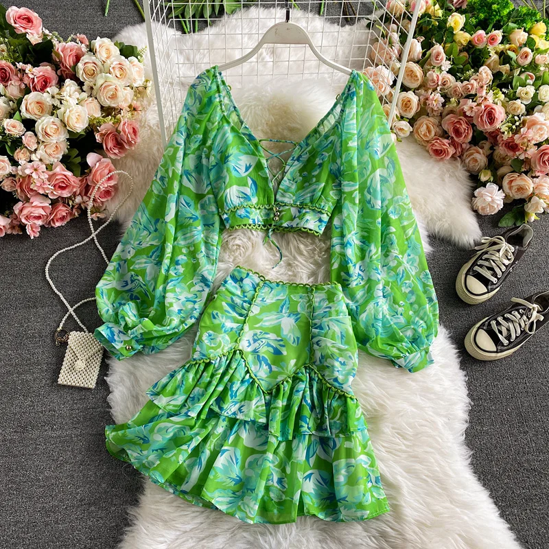 

Sexy Chiffon Two Piece Set Women Spring Autumn Elegant V-Neck Long Sleeve Short Tops + Ruffle Mini Skirt Female Printed Suit New