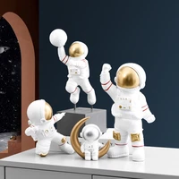 hot new creative resin crafts living room childrens room study soft decorations cartoon astronaut astronaut light luxury gifts