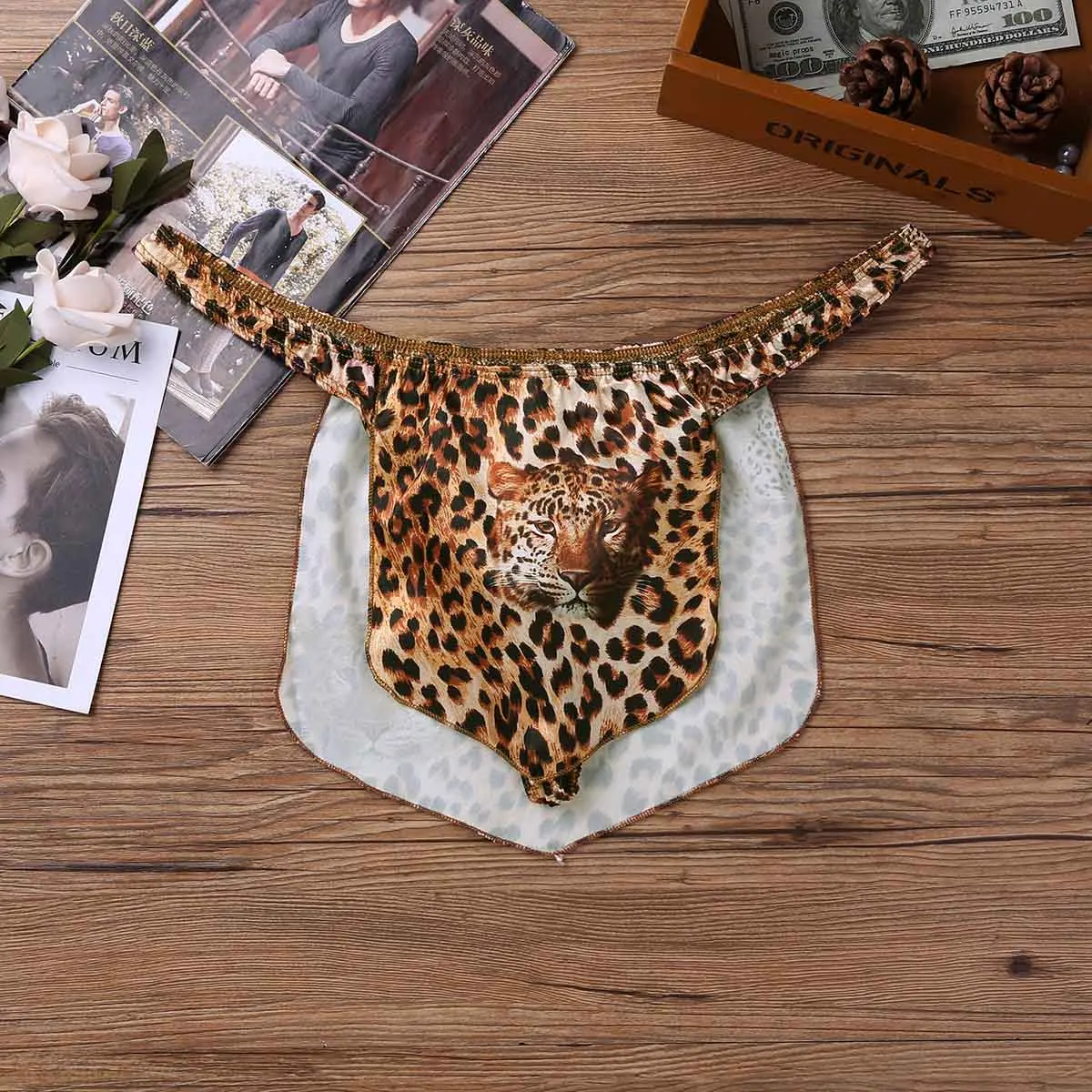 Стринги мужские с высокой посадкой леопардовым принтом |