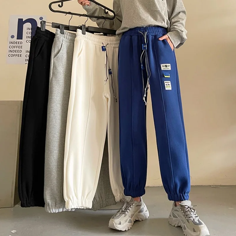 

Женские утепленные универсальные прямые свободные брюки с широкими штанинами и флисовой подкладкой, повседневные спортивные штаны для бег...