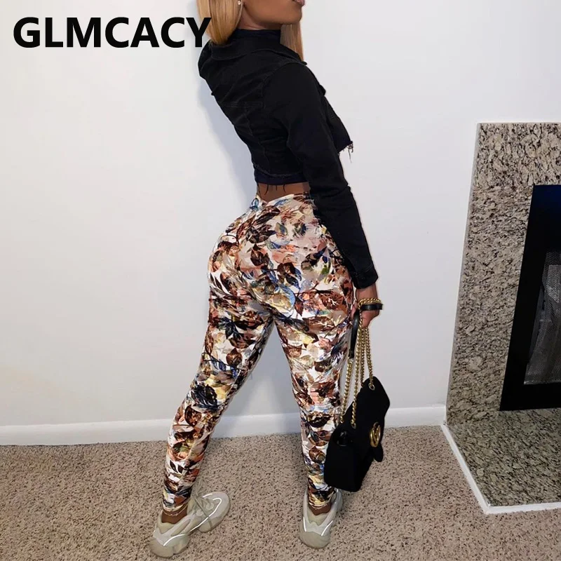 

Women Abstract Printed Casual Slim Pants