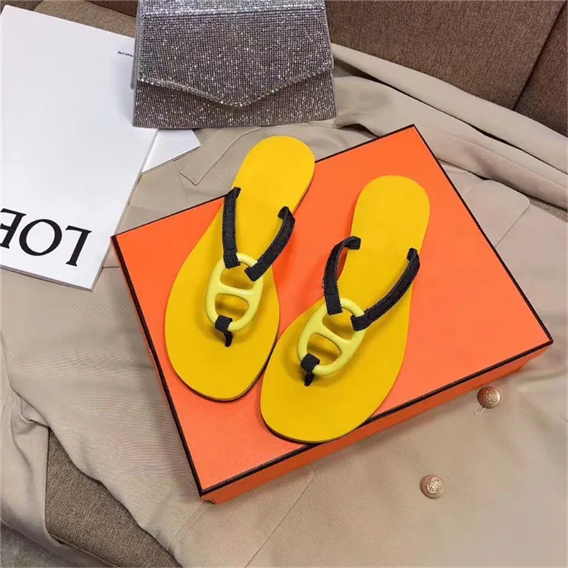 

Outdoor Beach Vacation Woman Slippers Designer Shoes Solid Color Flat Bottom Brand Woman Flip Flops Fashion Non-Slip Women Shoes