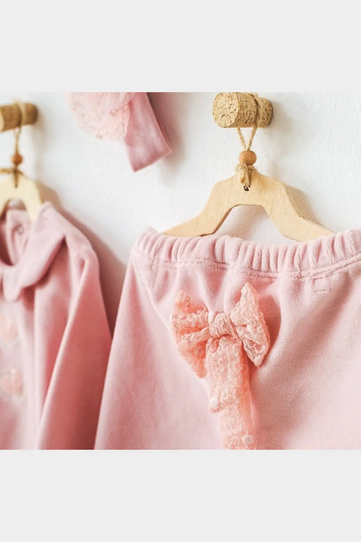 

Hello Little Lady Cotton Velvet 3'l Baby Suit Salmon