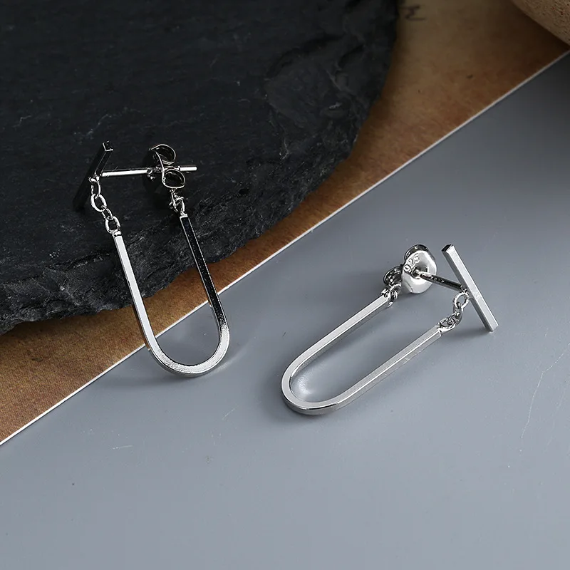 

Trendy Jewelry U Shape Metal Earrings 2021 New Design Hot Selling Silvery Plating Drop Earrings For Girl Fine Accessories