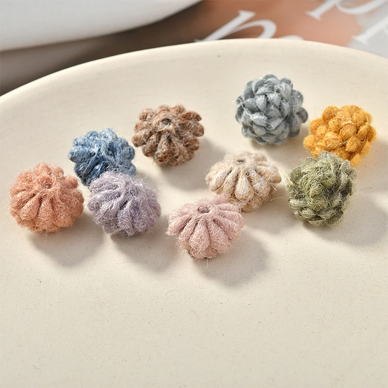 Осенне-зимние цветные меховые Многослойные маленькие серьги в форме цветка