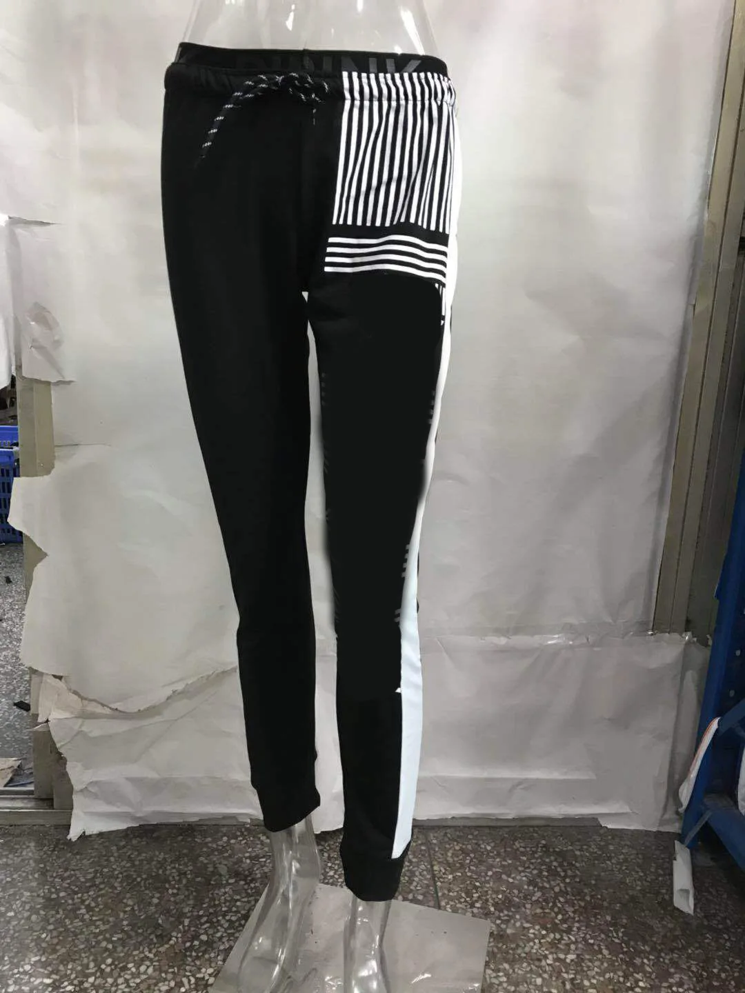 

2021 Hot Sale New Design Style Casual Clothing Sweatwear Sweet Sexy Fashion Soft Good Fabric Regular 10200