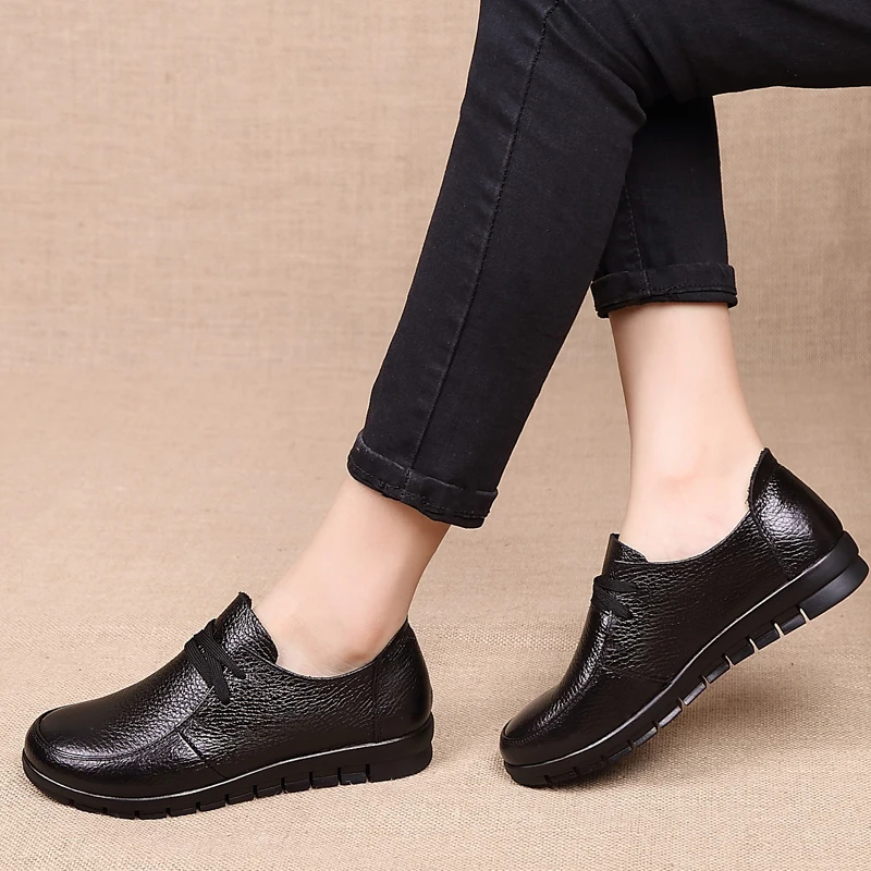 

New 2018 Autumn Lace-Up Flats Shoes Women Moccasins Soft Genuine Leather Women Shoes Female Casual Shoes 35-43 XKD8019