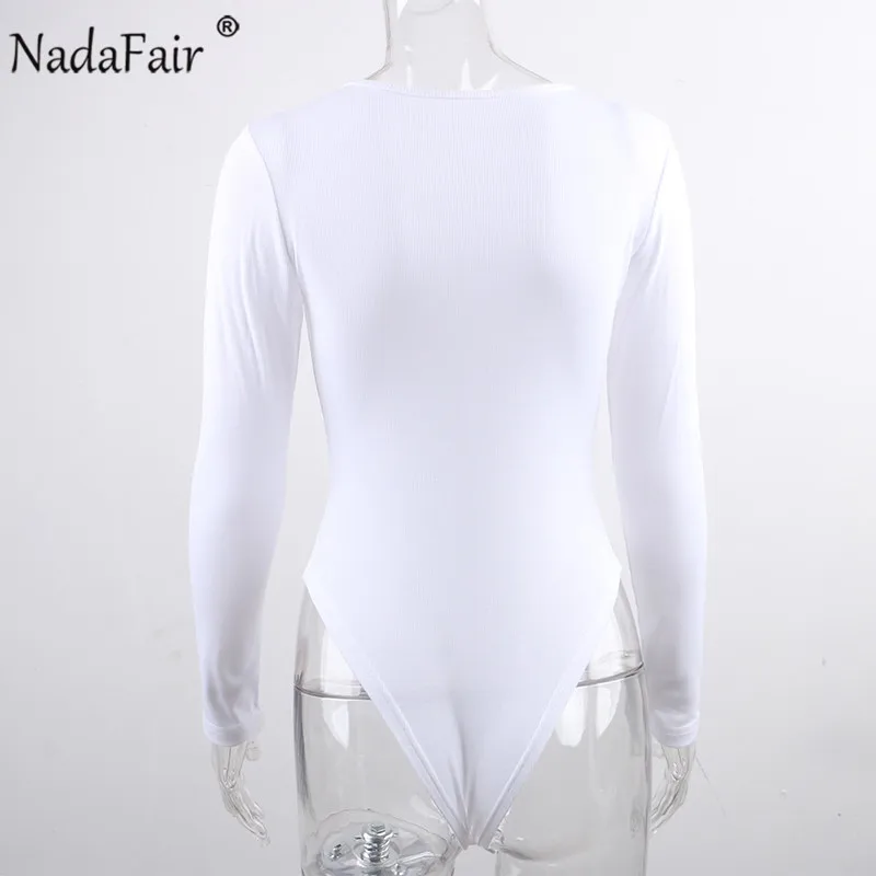 Женское трикотажное боди в рубчик с круглым вырезом и длинным рукавом | Женская