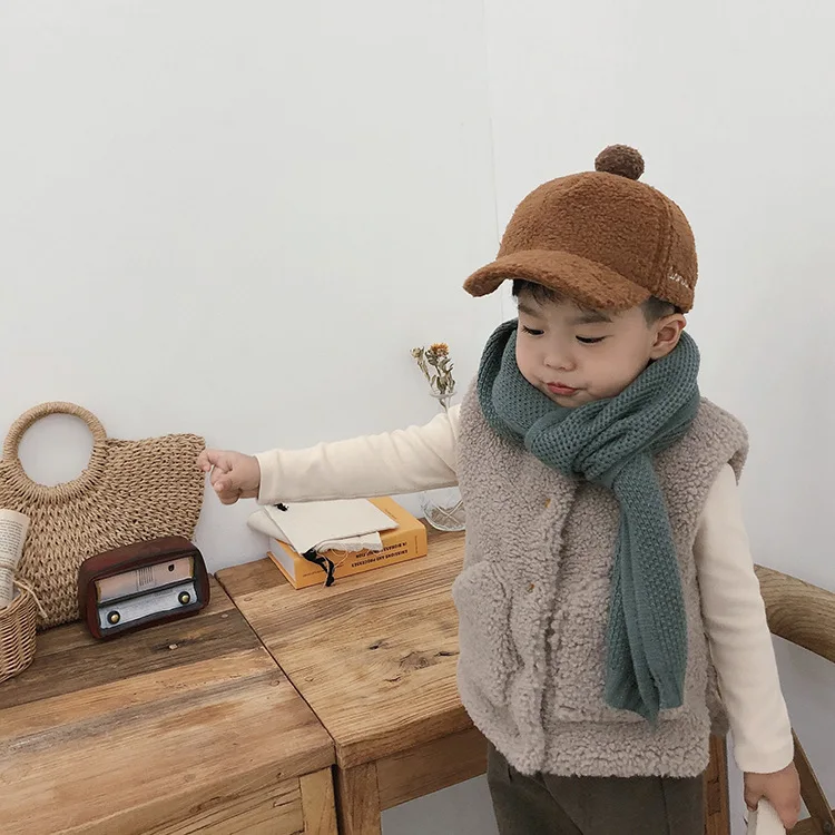 Модные стеганые плюшевые жилеты для мальчиков на осень и зиму теплые 3 вида