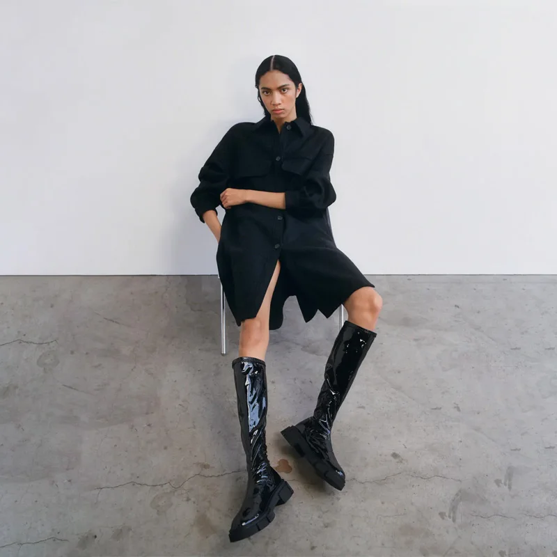 Женские ботинки из ПУ кожи без застежки на массивном каблуке | Обувь