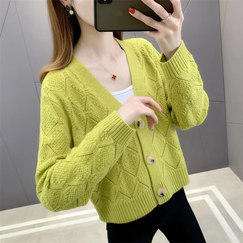 

Short knitted cardigan autumn loose women's wear 2021 new V-Neck long sleeve sweater coat solid color outer wear