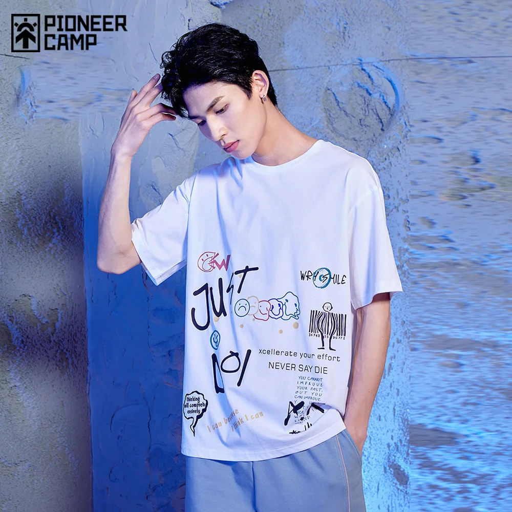 

Pioneer Camp Graffiti Print T-shirt Men Hip Hop Streetwear Cotton White t-shirt Summer Men's Clothing ATS116418S