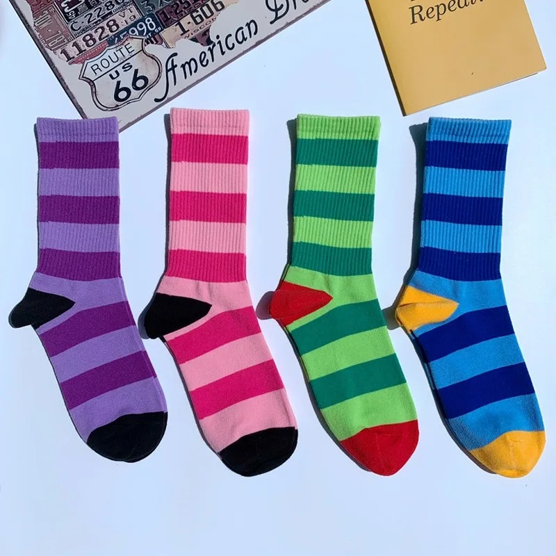 Vintage Four Color Striped Men and Women Socks Couple Hip-Hop Street Cotton Socks Fashion Wild Breathable