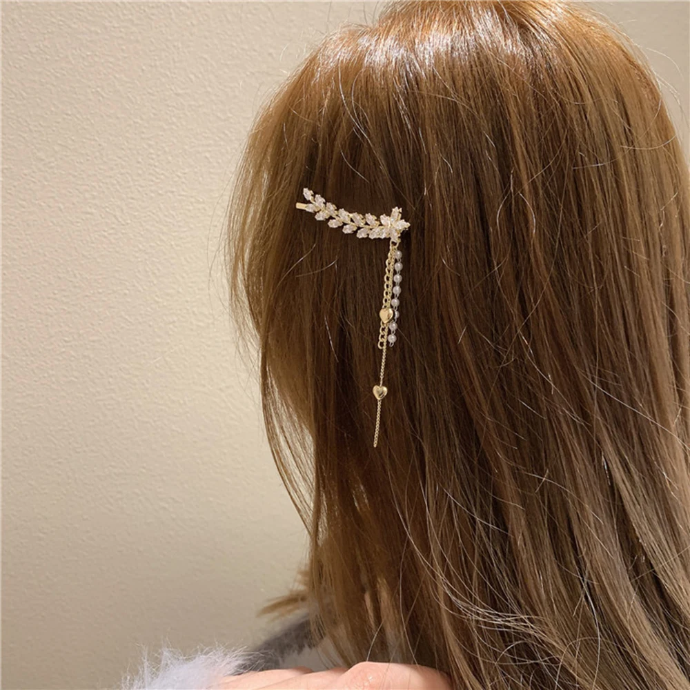 

New 2021 Pearl ear hairpin word clip simple side with hairpin niche leaf bangs clip clip headdress lady hair clip