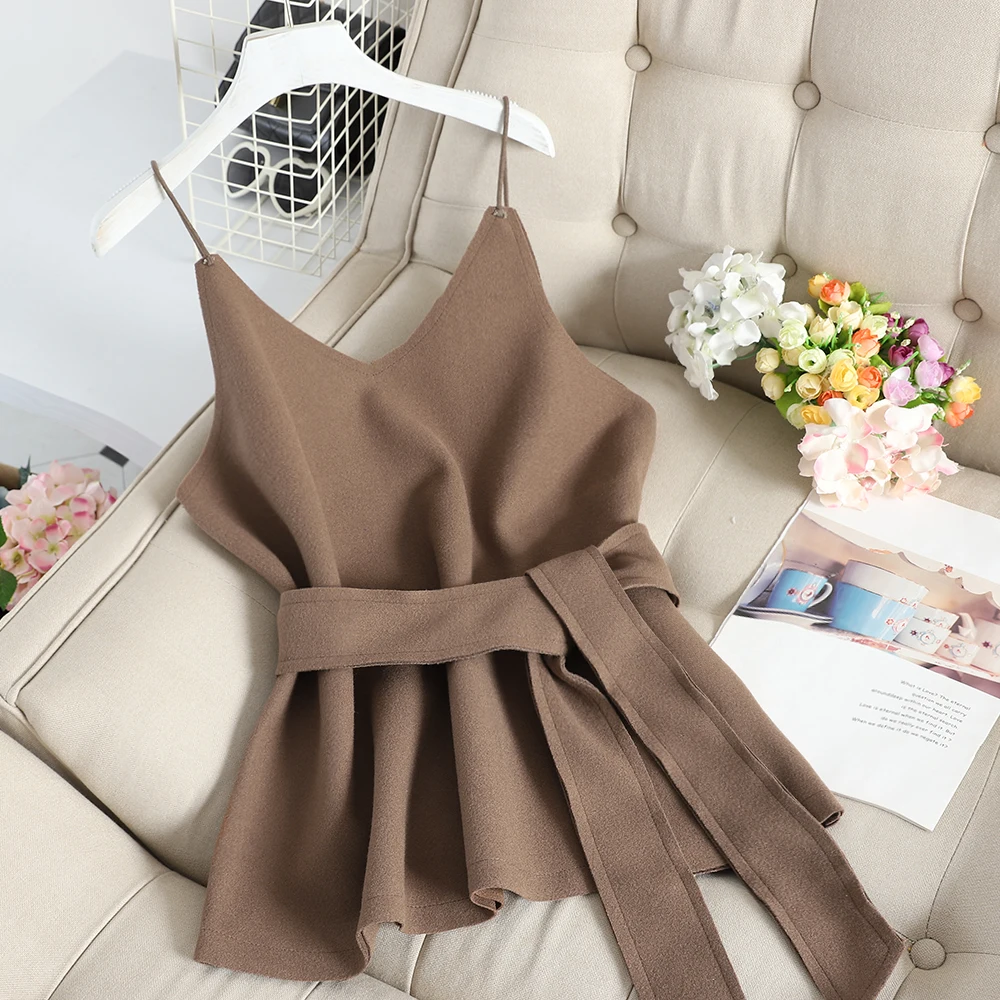 ALPHALMODA/Новинка тонкая футболка с полувысоким воротником + жилет на бретельках