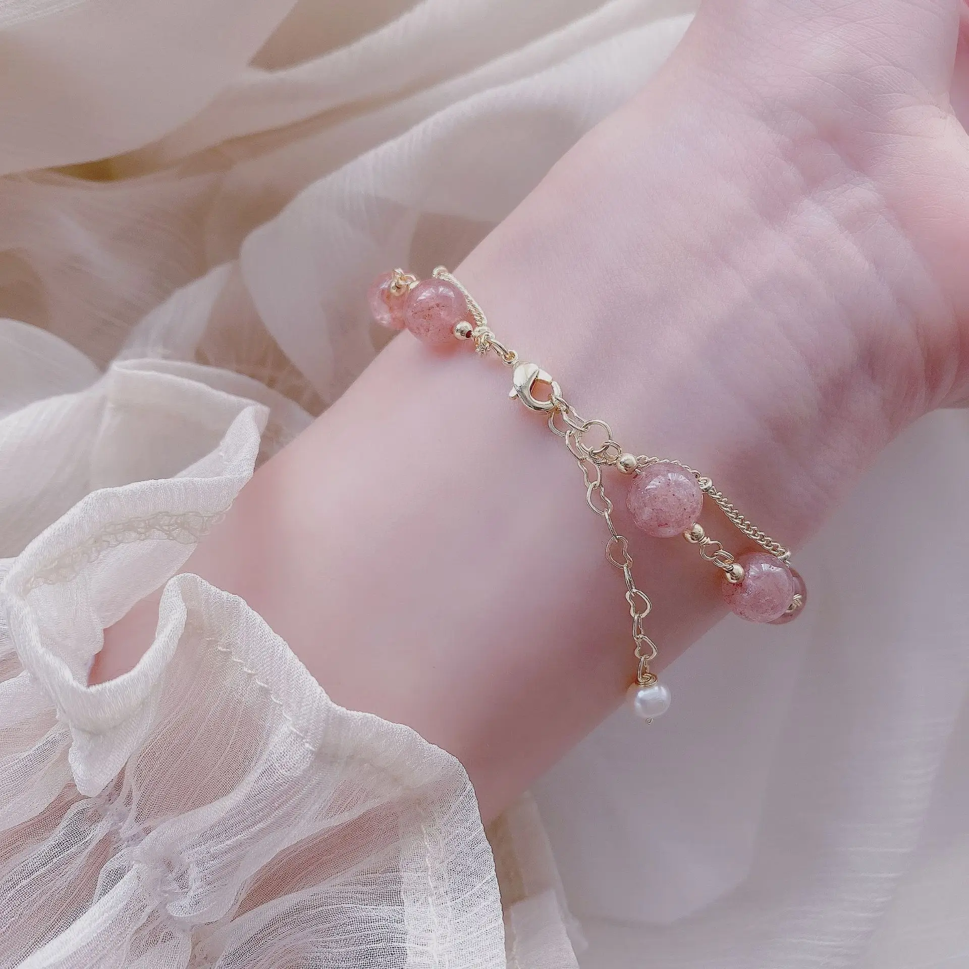 

2021 New Design Summer Natural Strawberry Crystal Pink Girl Exquisite Double-layer Chain Bracelet for Women