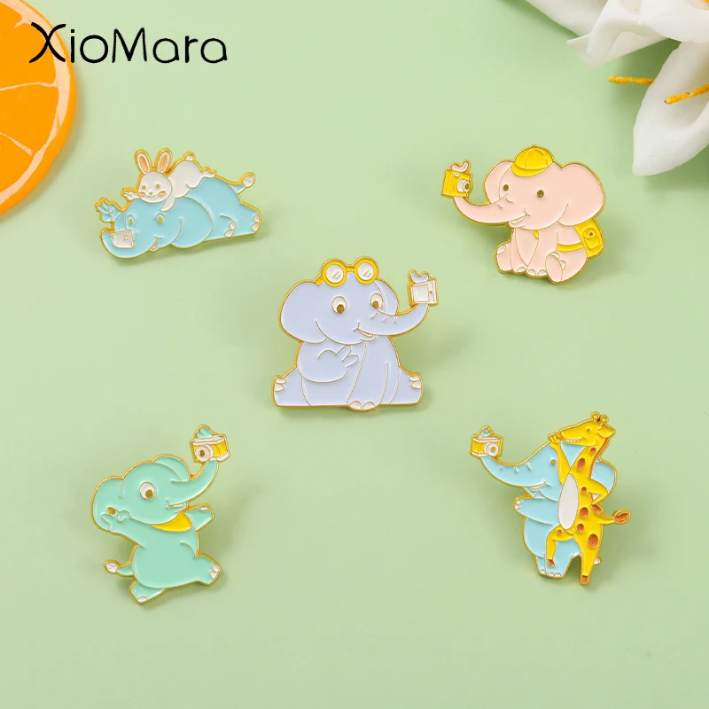 

Cartoon Elephant Giraffe Enamel Pins Take Photos Rabbit Brooches for Women Badge Jacket Backpack Accessories Gift Kids Jewelry