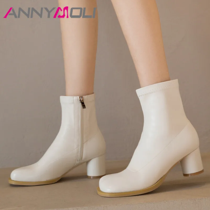 

Ботильоны женские из натуральной кожи на высоком каблуке с квадратным носком