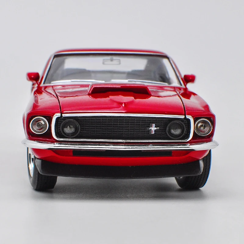 Автомобильный спортивный автомобиль Welly модель из металла с отображением литья