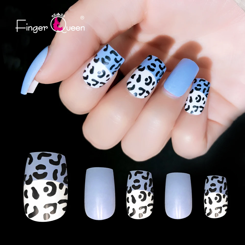 

Two-Color Fake Nails French Stitching Nail Art European Style Nail Tips Detachable 24pcs Wearable Nail Set DIY Fake Nail Tools